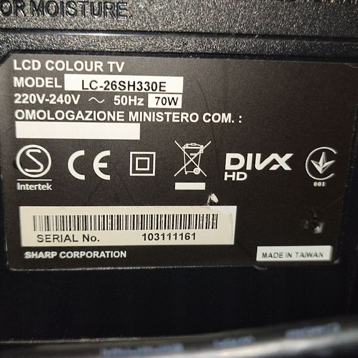 Telewizor Sharp 26 cali w bardzo dobrym stanie
