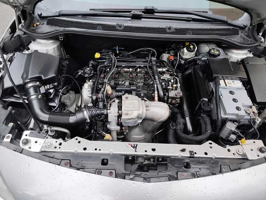 Opel Asr«tra J Sports Tourer 2012 — photo 3