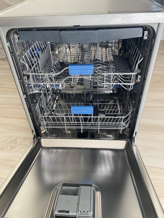 Продам посудомийну машину Beko