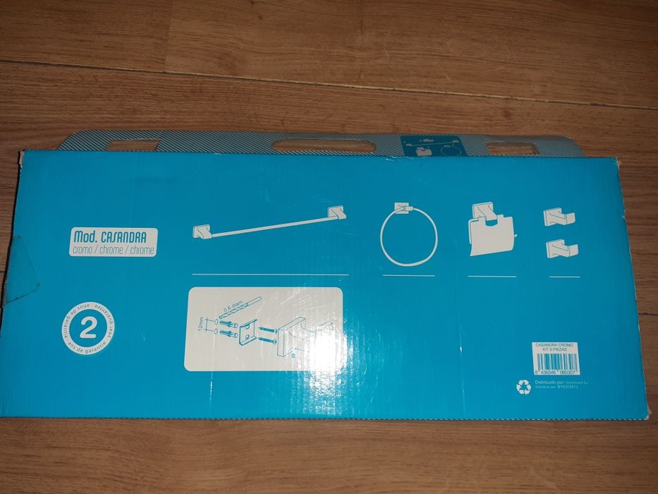 NOVO! Conjunto toalheiro e suporte para rolo de papel
