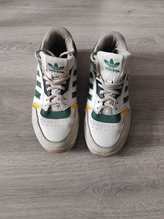 Кроссовки Adidas