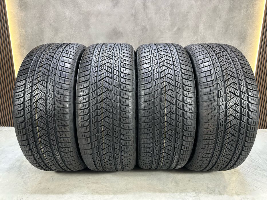 Нові зимові шини Pirelli Scorpion Winter 285/45 R22 114V Land Rover