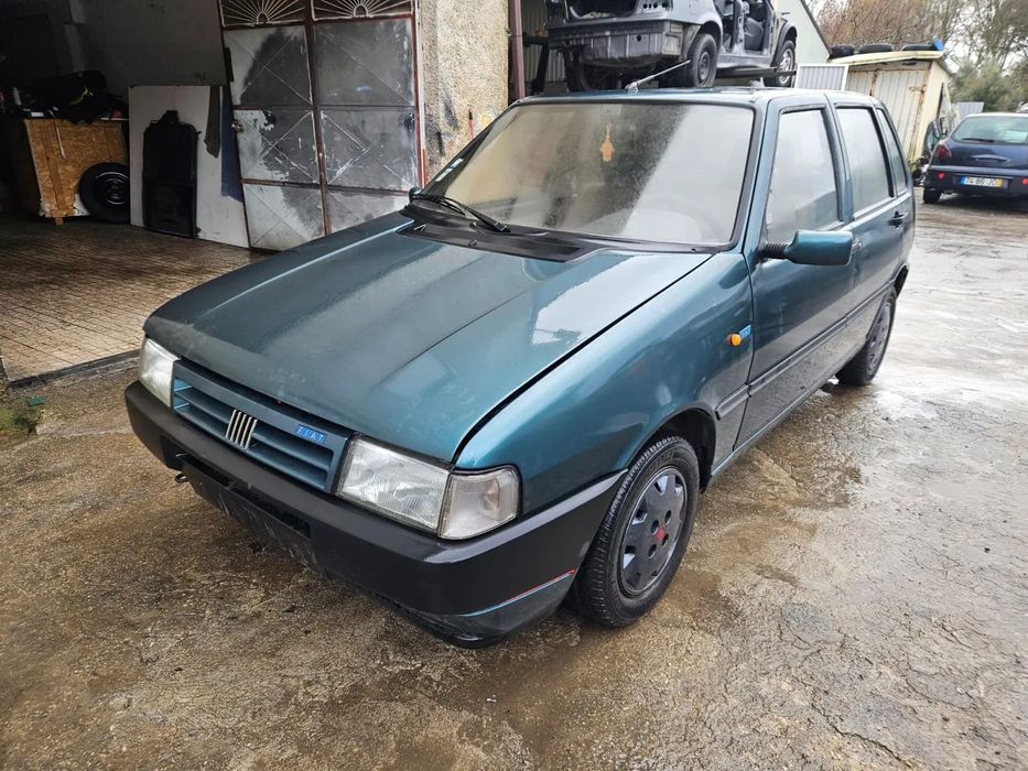Fiat Uno para peças