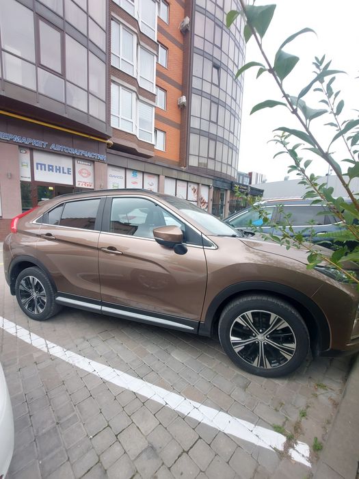 Mitsubishi eclipse cross 2021