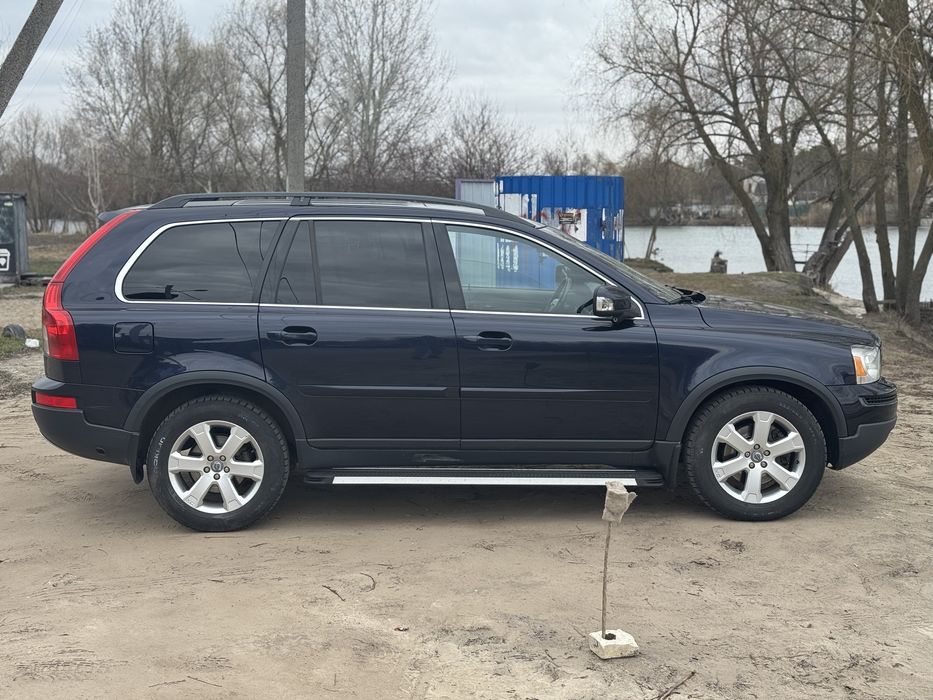 Продам Volvo CX90