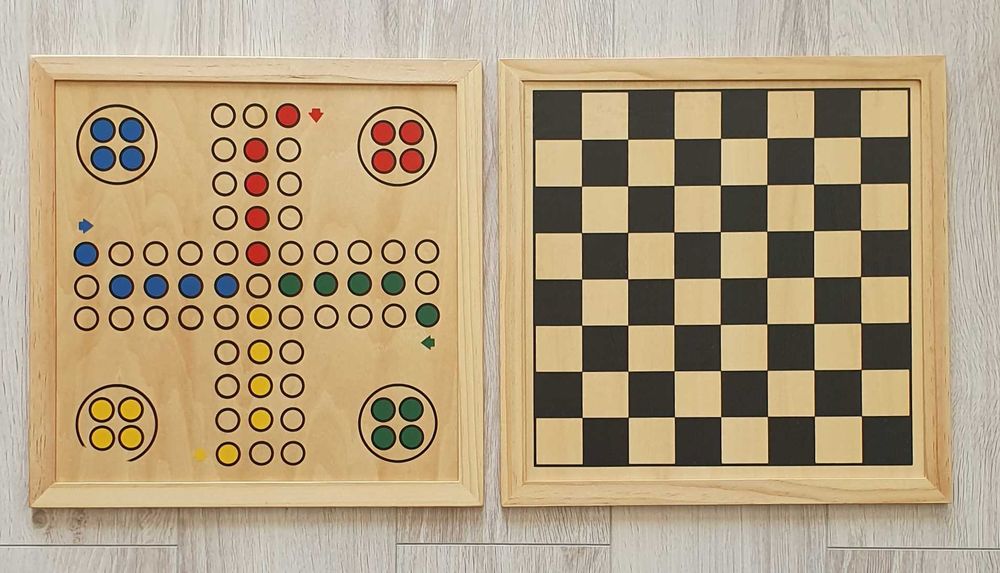 Zestaw gier planszowych, drewniany