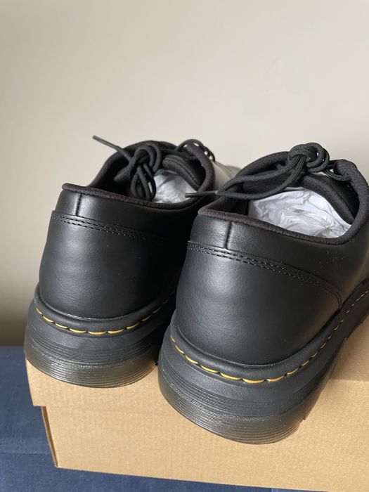 Dr. Martens Crewson 45