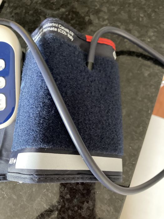 Tensiometro (medidor de tensao arterial) automatico PiC