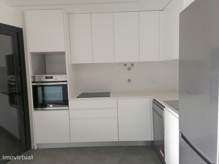 Apartamento T1 com Terraço privado - Amorosa