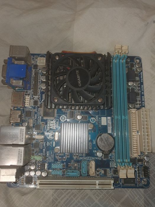 Комплект gigabyte ga-c847n