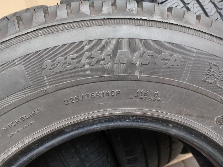 4 Opony Michelin Agilis