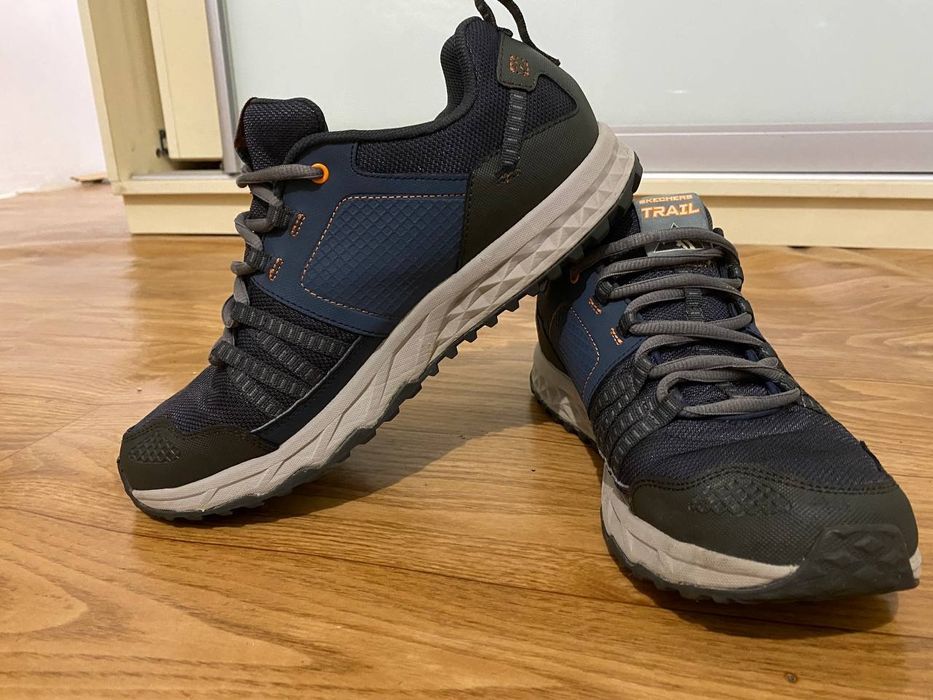 Кросівки Skechers 42