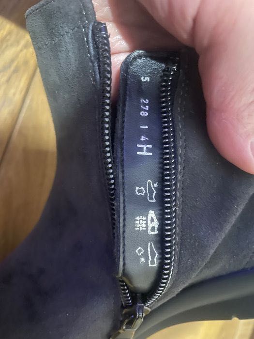 Женские ботинки ECCO из натуральной замши