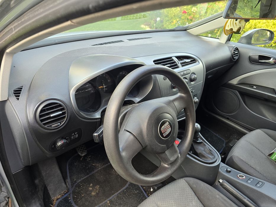 Ekonomiczny niezawodny Seat Leon 1,6 Mpi