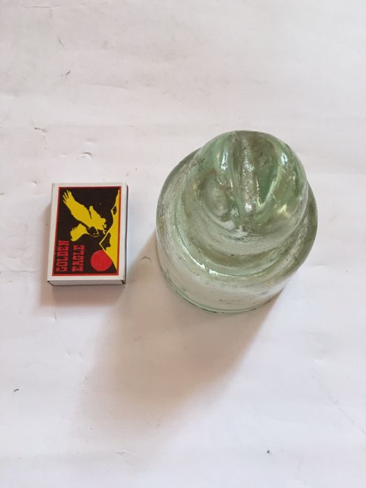 Фарфоровые изоляторы / штыревые керамические изоляторы / ізолятори