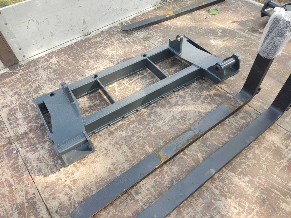 Ramka EURO/SMS/Mailleux paleciak kieł kły szpilki tulejki widły tur