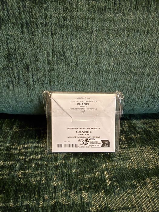 Брошка Шанель оригінал