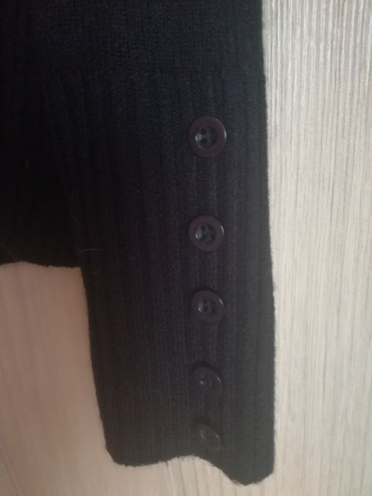 Elegancki sweter z guzikami xs