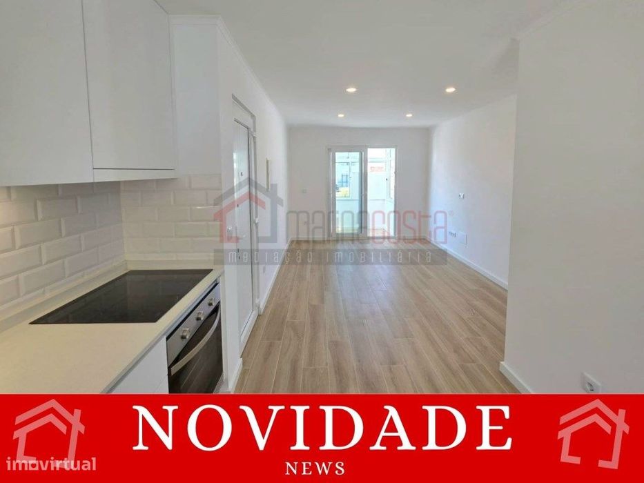 Apartamento T2 Renovado perto da Praia em Peniche