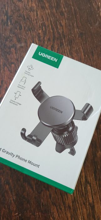 Nowy uchwyt do telefonu na kratkę nawiewu