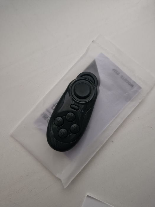 3D окуляри віртуальної реальності BoboVR Z6 з пультом (Білі)