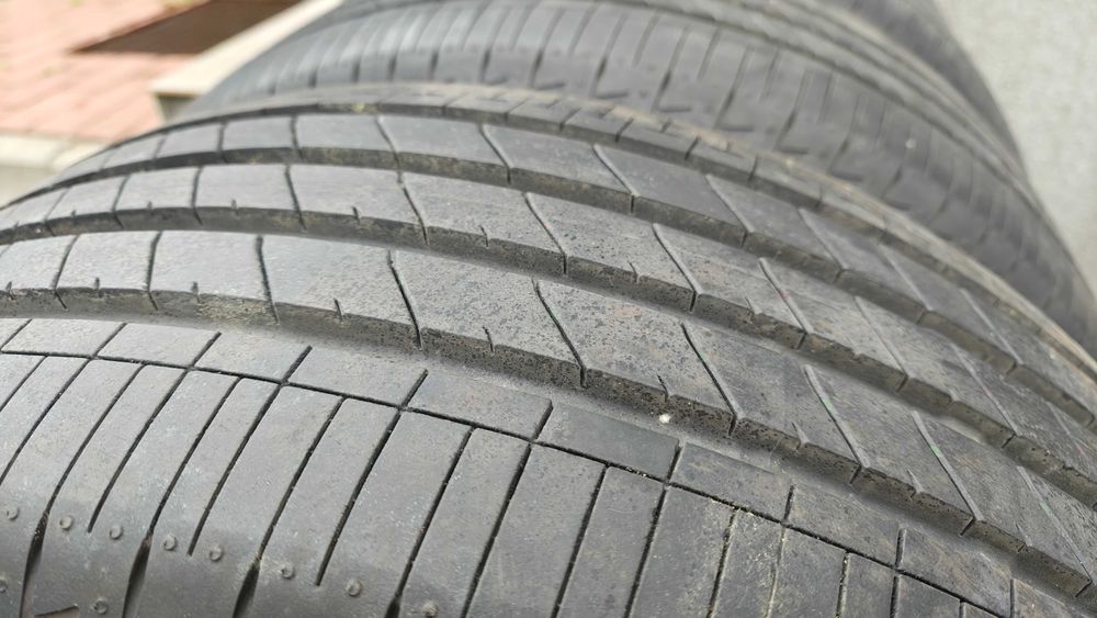 Opony Bridgestone Turanza t005a 215/45R18