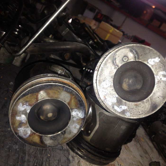Pistons ford transit 2.4 2003