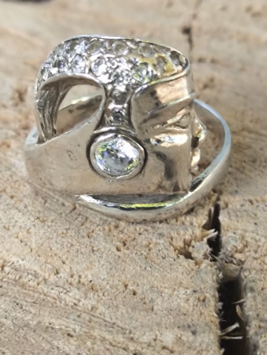 Srebrny stary artystyczny pierścionek twarz ,vintage