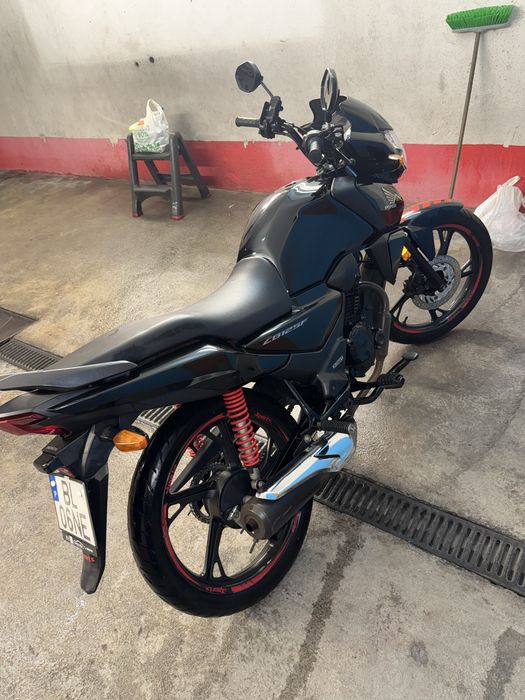 A venda cb125f 2024