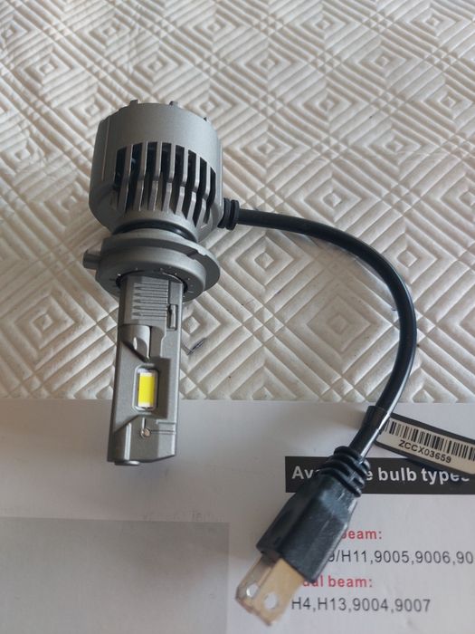 Lâmpada LED AUTO Q66 H7 H4