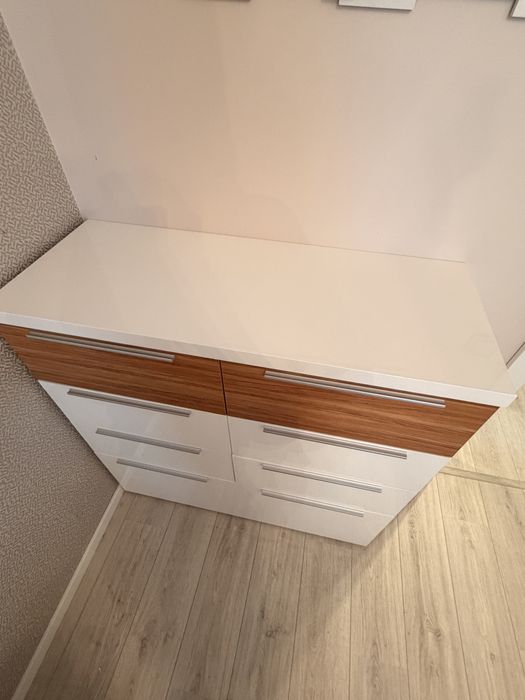 Sprzedam komode 7 szuflad