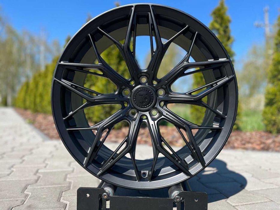 Felgi Seventy9 SCF-P 19" 8,5J ET40 5x114,3 Half Black Matt