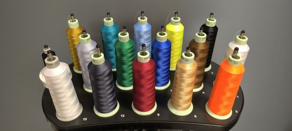 Máquina de bordar Melco EMT16X