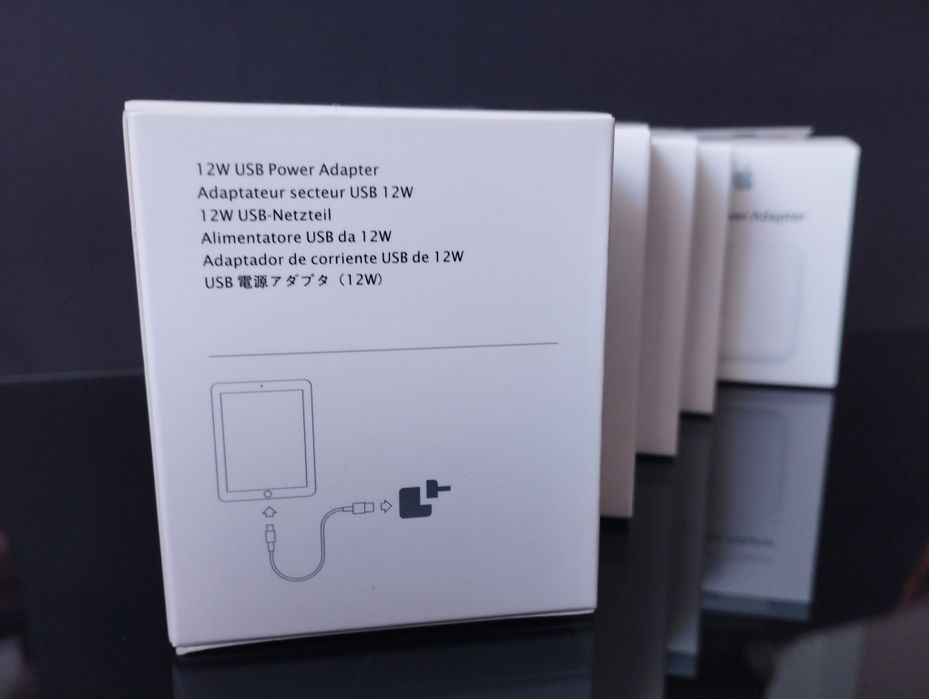 Зарядне  блок живлення зарядка Apple iPhone 12W USB Power Adapter