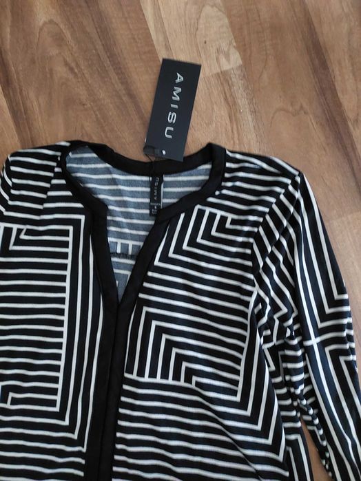 Nowy  golf czarno biały M i bluzka rozm L