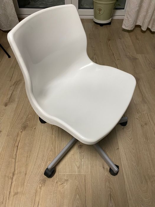 Krzesło obrotowe, fotel biurowy IKEA Snille