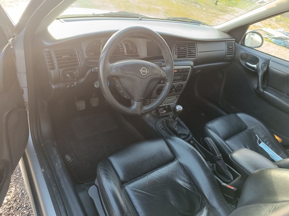 Opel Vectra 2.2 dti