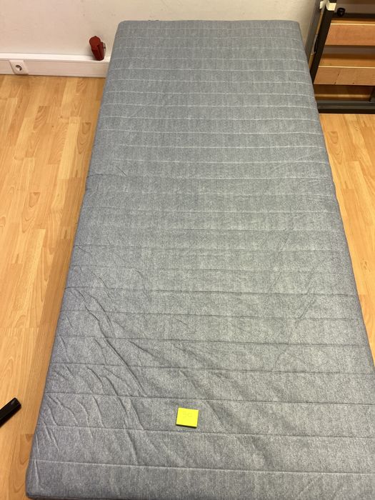 Cama de Solteiro Usada e Colchão