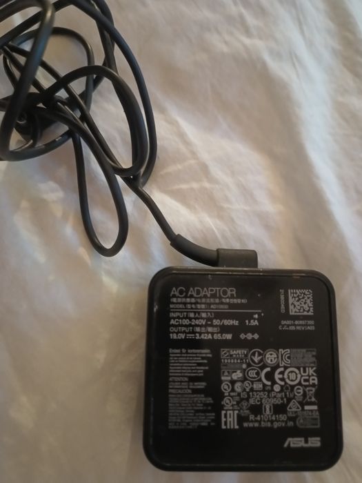 Ładowarka sieciowa Asus 65W 19v