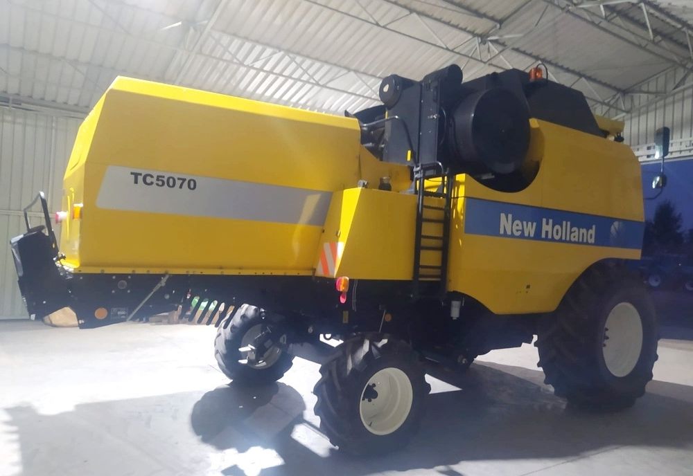 Kombajn New Holland TC 5070  Brutto CX CSX CS  Claas John Deere