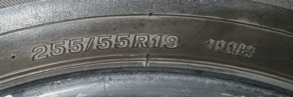 Шини Bridgestone Dueler H/P R19 255/55 111Н літо комплект
