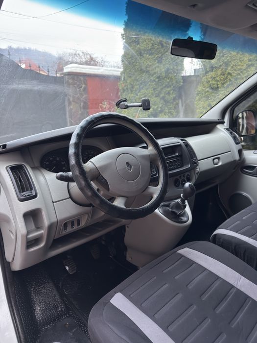 Renault Trafic 2.0 дизель 2008 рік