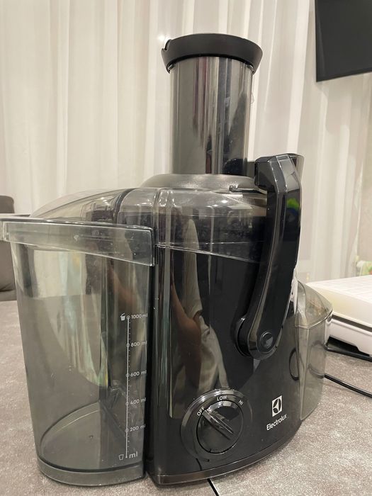 Соковижималка Electrolux