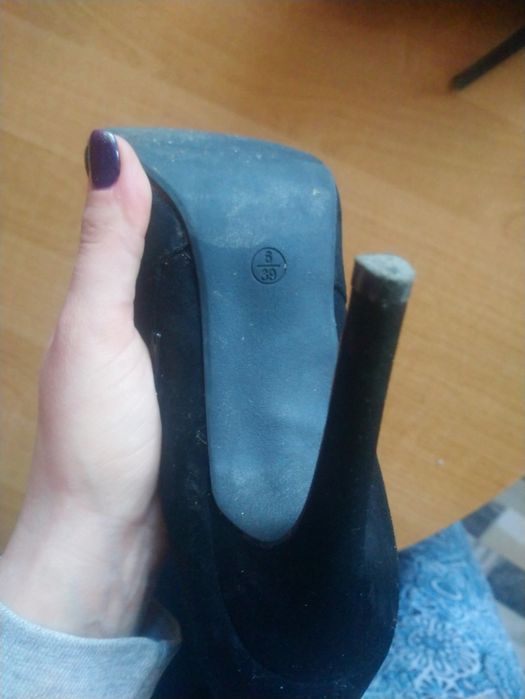 Buty zimowe kozaki długie szpilki czarne do kolana 39