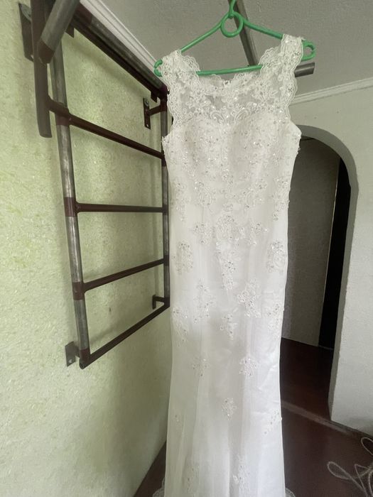 Весільне плаття S