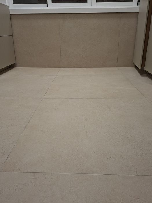 Cerâmico Revigres Limestone Mist 90x90 2 caixas