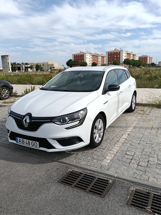Megane lV ano 2020/06 340km