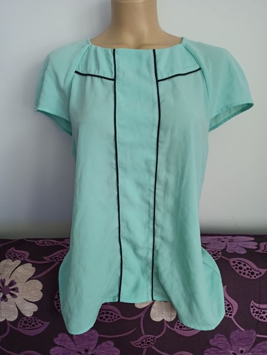 Damski T-shirt z krótkim rękawem w kolorze miętowym