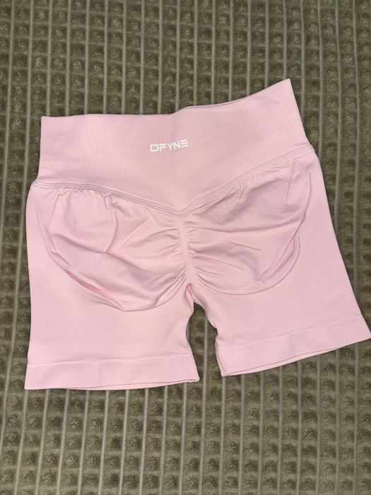 Шорти dfyne
