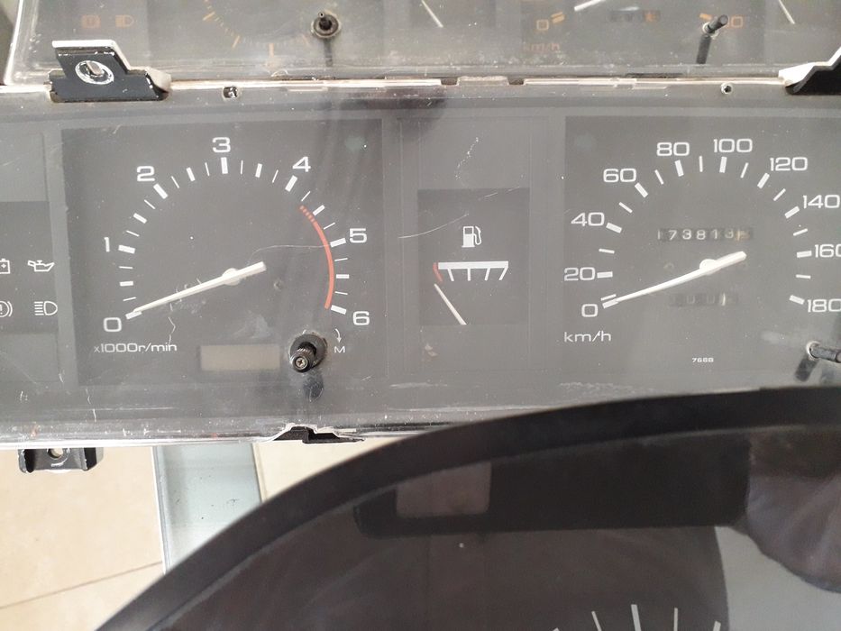 Nissan d21 todas as peças